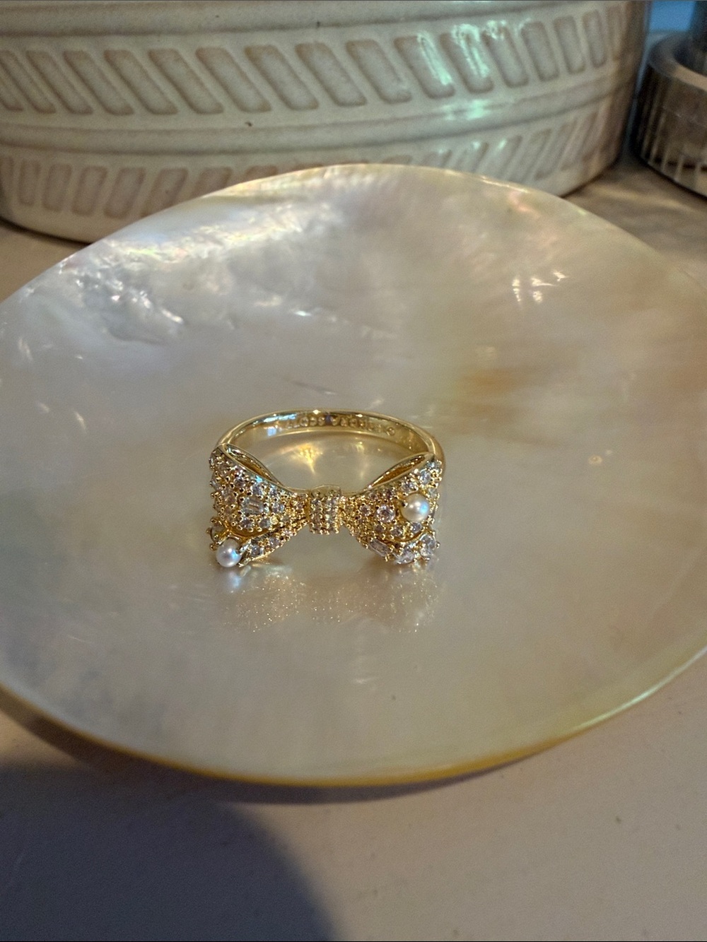 Kendra Scott Gold Bow Ring with Pearl Accents - Women's Jewelry